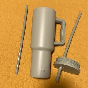 Simply Modern 40 Oz tumbler.